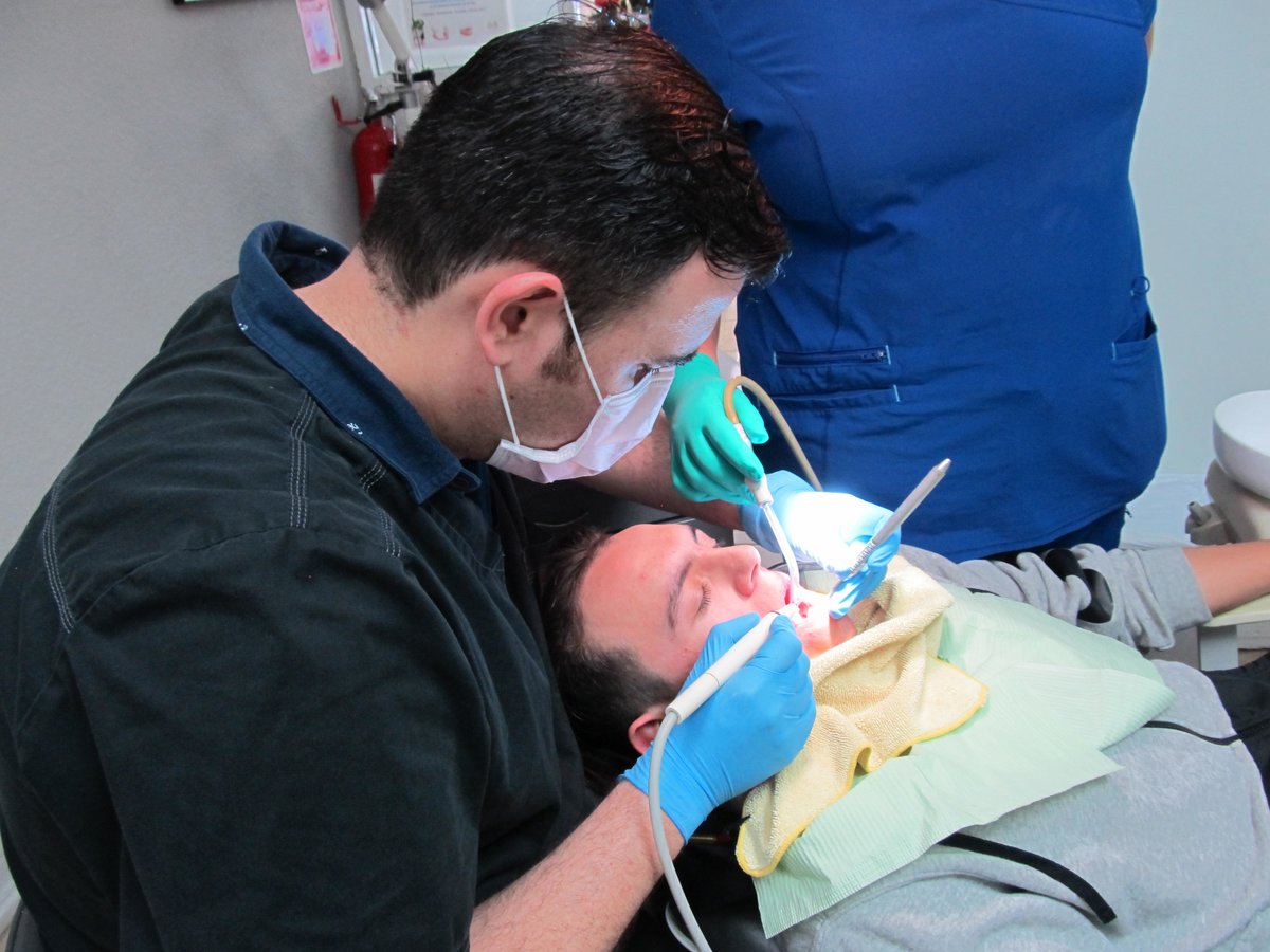 Dental World - Dental World